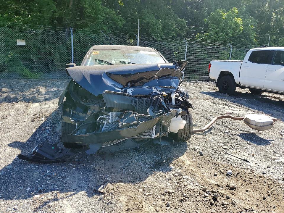 2013 Buick Lacrosse VIN 1G4GC5GR3DF324372 COPART salvage auction — FRONT END, Md - Cert Of Salvage > 75% Damage, sold $400 on 2026-07-02 (photo 5)