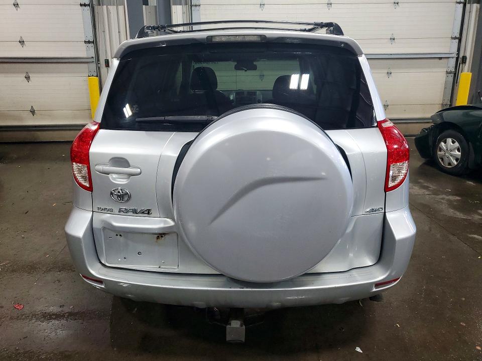 2007 Toyota Rav 4 VIN JTMBK32V575016818 COPART salvage auction — SIDE, MN - CERT OF TITLE-PRIOR SALVAGE, sold $250 on 2026-07-28 (photo 6)