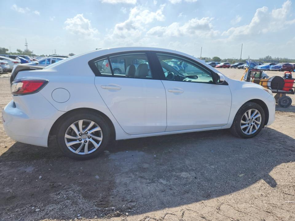 2012 Mazda 3 VIN JM1BL1W82C1692456 COPART salvage auction — REAR END, Fl - Cert Of Title Slvg Rebuildable, sold $1,100 on 2026-07-16 (photo 3)