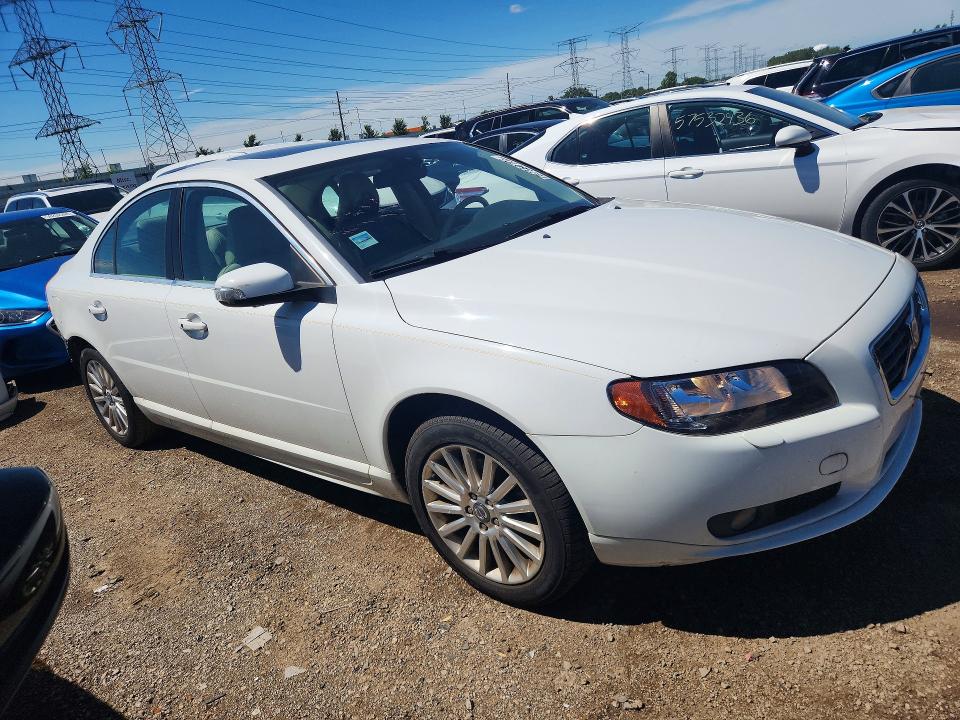 2007 Volvo S80 VIN YV1AS982571021319 COPART salvage auction — REAR END, IL - SALVAGE CERTIFICATE, sold $325 on 2026-07-16 (photo 4)