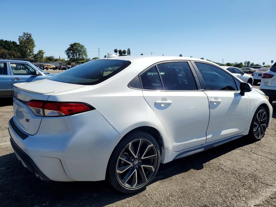 2020 Toyota Corolla VIN JTDS4RCE2LJ032889 COPART salvage auction — MINOR DENT/SCRATCHES, Ca - Salvage Certificate, sold $8,000 on 2026-07-28 (photo 3)