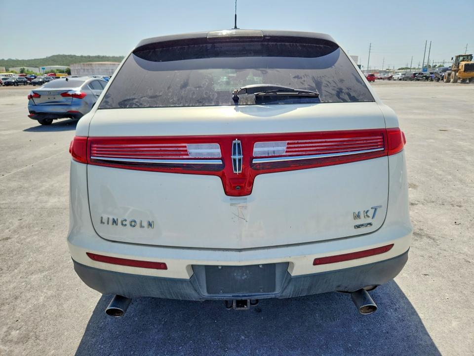 2012 Lincoln Mkt VIN 2LMHJ5AT4CBL51745 COPART salvage auction — FRONT END, WA - VEHICLE CERT OF OWNERSHIP-TITL, sold $500 on 2026-07-09 (photo 6)