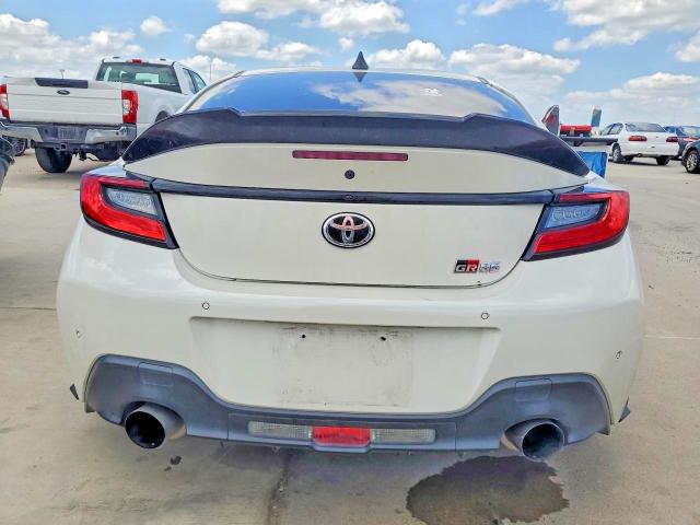 2023 Toyota Gr 86 VIN JF1ZNBF15P8754713 COPART salvage auction — FRONT END, Tx - Salvage Title-Flood Damage, sold $3,600 on 2026-07-23 (photo 6)