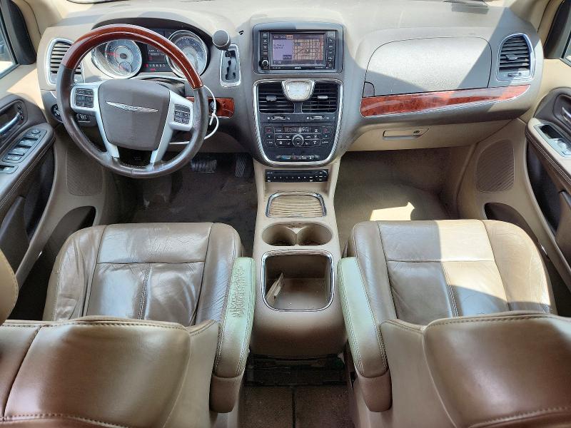 2013 Chrysler Voyager VIN 2C4RC1GG4DR641624 COPART salvage auction — SIDE, Il - Certificate Of Title, sold $625 on 2026-07-29 (photo 8)