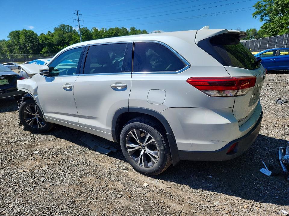 2017 Toyota VIN 5TDBZRFHXHS376424 COPART salvage auction — FRONT END, Md - Cert Of Salvage > 75% Damage, sold $4,250 on 2026-07-02 (photo 2)