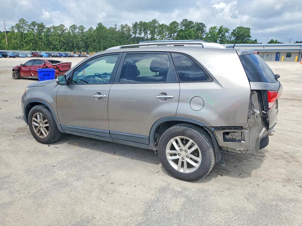 2014 Kia Sorento VIN 5XYKT4A63EG467425 COPART salvage auction — REAR END, Sc - Cert Of Title-Salvage, sold $875 on 2026-07-29 (photo 2)