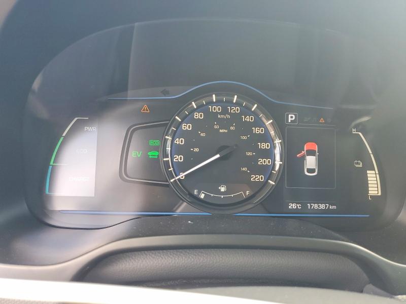 2018 Hyundai VIN KMHC75LC3JU094845 COPART salvage auction — FRONT END, On - Permit Salvage, sold $3,100 on 2026-07-09 (photo 9)