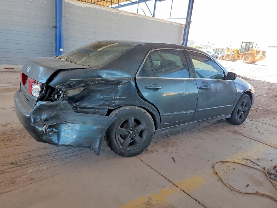2005 Honda Accord VIN 1HGCM56415A010371 COPART salvage auction — REAR END, Az - Cert Of Title - Salvage, sold $250 on 2026-07-02 (photo 3)