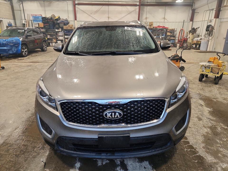2018 Kia Sorento VIN 5XYPGDA36JG432050 COPART salvage auction — SIDE, Wi - Junked Vehicle Bill Of Sale, sold $1,850 on 2026-07-02 (photo 5)