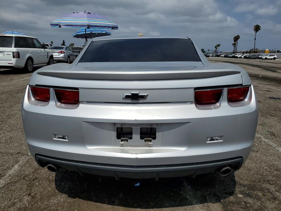 2012 Chevrolet Camaro VIN 2G1FB1E34C9196489 COPART salvage auction — ROLLOVER, Ca - Dis/Dlr/Exp Only Clean Title, sold $350 on 2026-07-10 (photo 6)