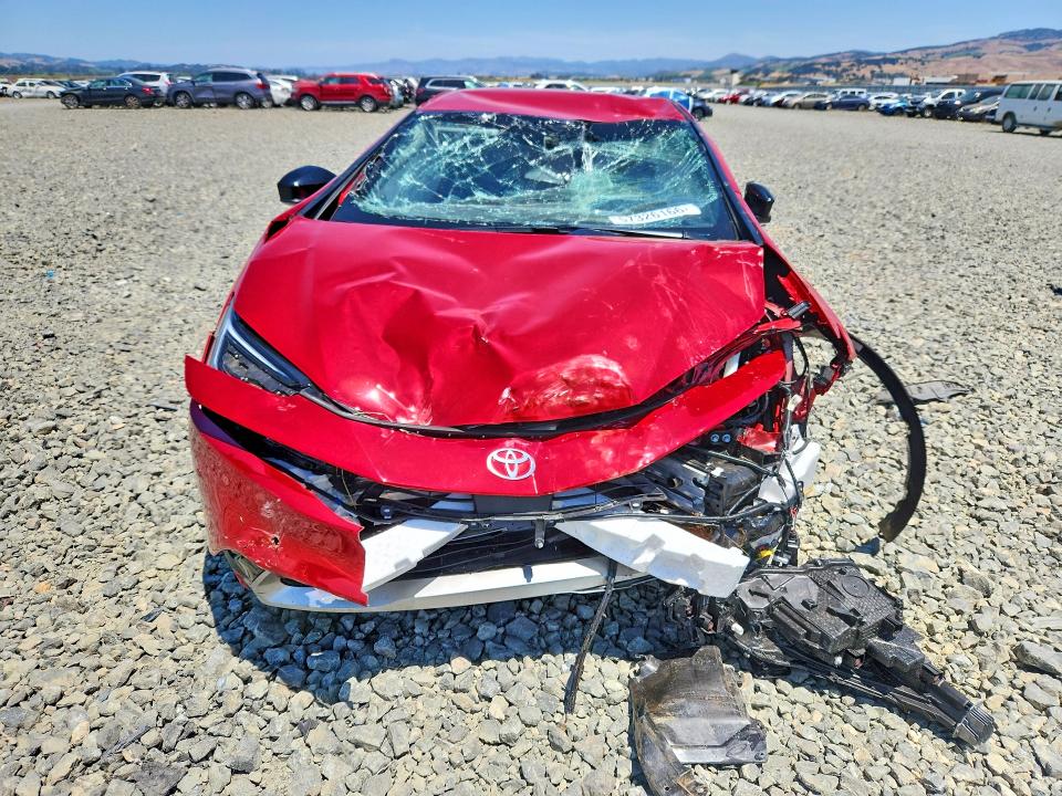2026 Toyota Prius VIN JTDACACU5T3059841 COPART salvage auction — FRONT END, Ca - Salvage Certificate, sold $3,000 on 2026-07-16 (photo 5)