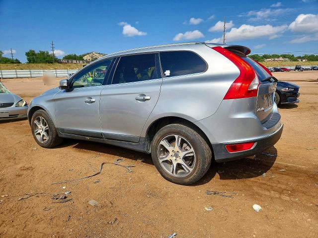 2013 Volvo Xc60 VIN YV4902DZ0D2453103 COPART salvage auction — REAR END, Co - Salvage Title, sold $700 on 2026-08-12 (photo 3)