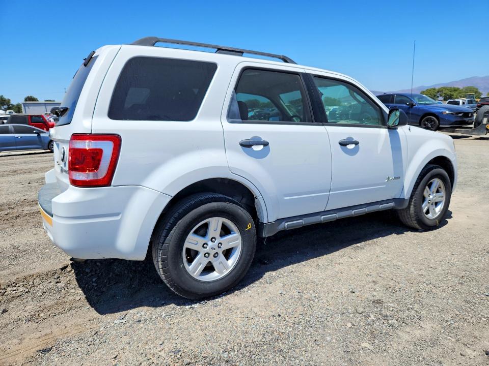 2011 Ford Escape hybrid VIN 1FMCU5K38BKB48809 COPART salvage auction — MINOR DENT/SCRATCHES, CA - DIS/DLR/EXP ONLY CLEAN TITLE, sold $4,600 on 2026-07-09 (photo 3)