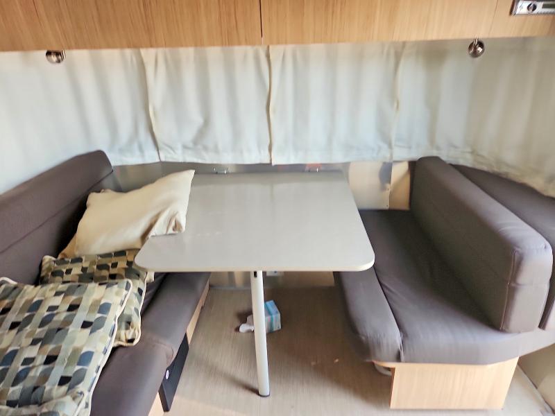 2019 Airstream Camper VIN 1STX9YJ25KJ546553 COPART salvage auction — HAIL, OH - CERT OF TITLE-SALVAGE, sold $24,400 on 2026-07-29 (photo 5)