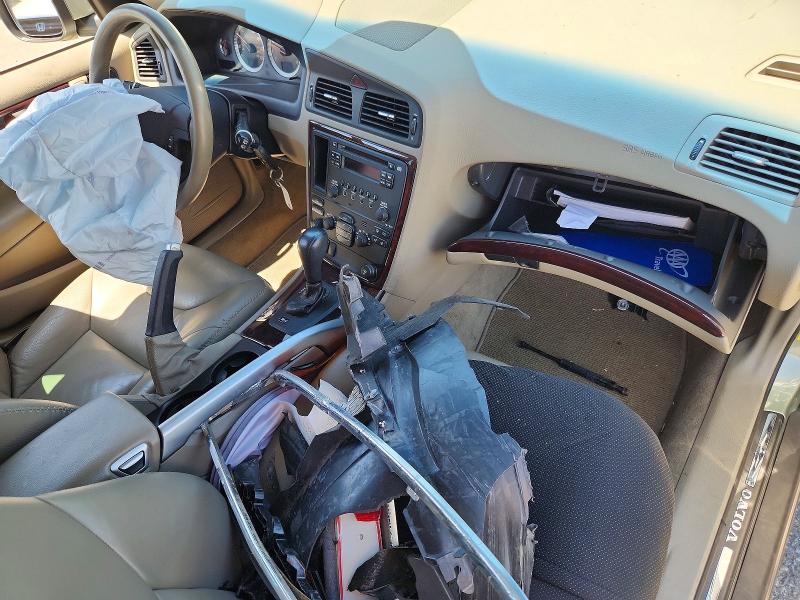 2007 Volvo Xc70 VIN YV4SZ592971277232 COPART salvage auction — FRONT END, CA - SALVAGE CERTIFICATE, sold $150 on 2026-07-30 (photo 8)