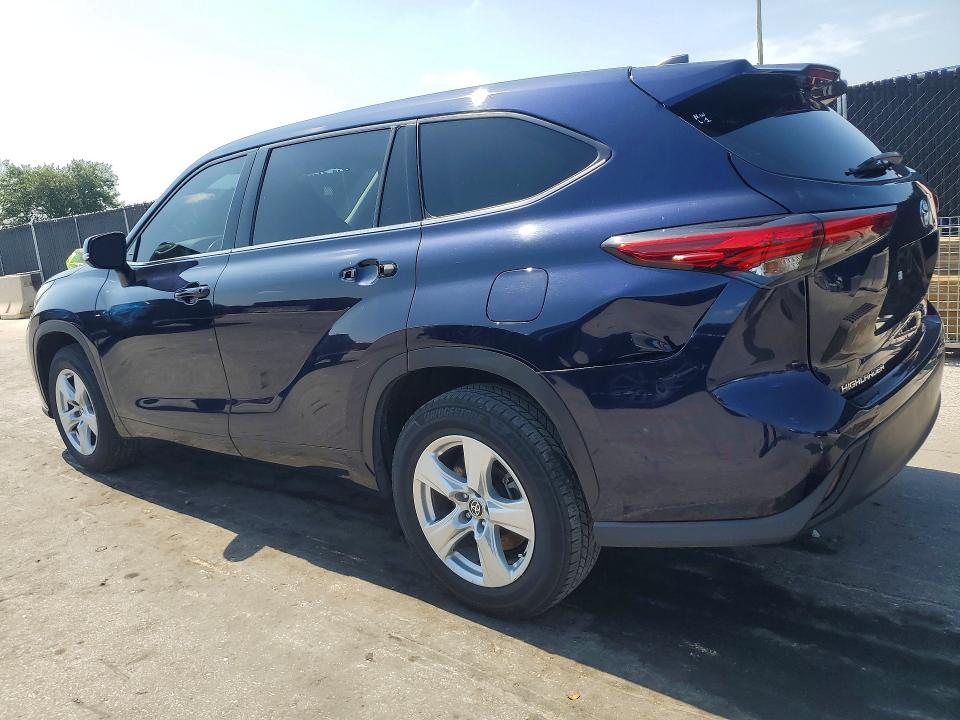 2022 Toyota Highlander VIN 5TDCZRAH7NS546164 COPART salvage auction — MINOR DENT/SCRATCHES, Fl - Certificate Of Title, sold $18,300 on 2026-07-28 (photo 2)