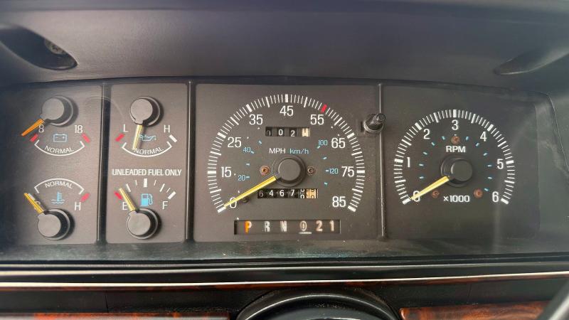1990 Ford Bronco VIN 1FMEU15H7LLB17409 COPART salvage auction — NORMAL WEAR, Tx - Cert Of Title-Rebuilt Salvage (P), sold $3,050 on 2026-07-02 (photo 8)
