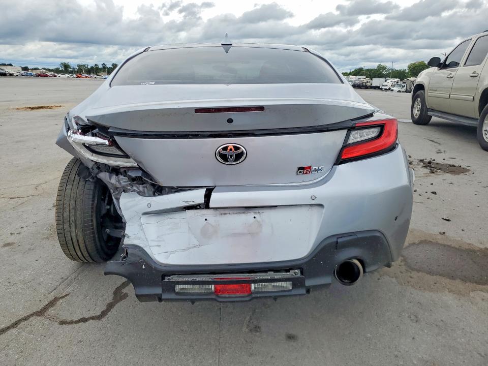 2023 Toyota VIN JF1ZNBC11P8750923 COPART salvage auction — REAR END, Tn - Salvage Certificate, sold $8,000 on 2026-07-22 (photo 6)