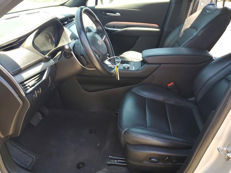 2022 Cadillac Xt4 VIN 1GYFZCR48NF135622 COPART salvage auction — MINOR DENT/SCRATCHES, CA - CERTIFICATE OF TITLE, sold $13,000 on 2026-07-14 (photo 7)