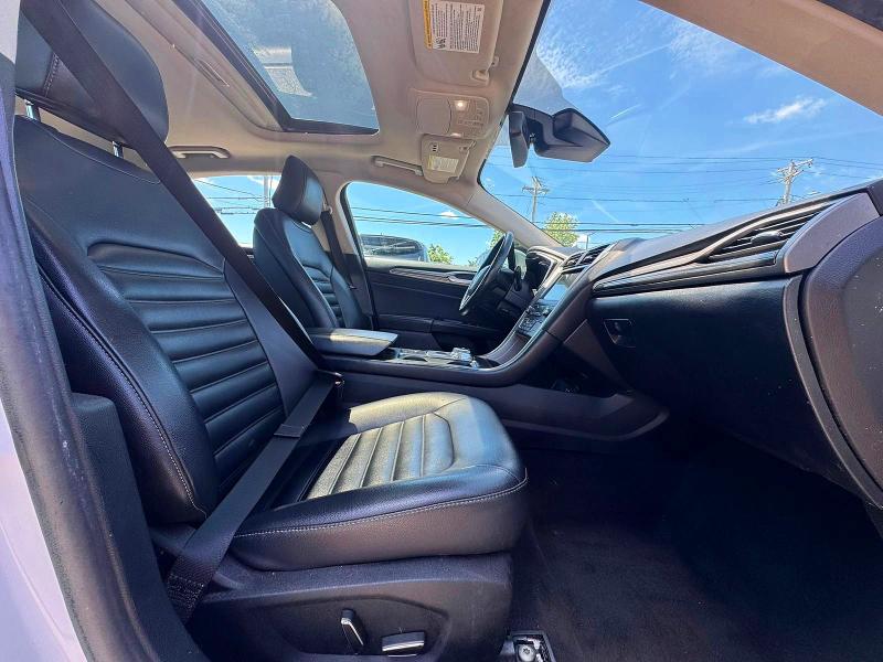 2020 Ford Fusion VIN 3FA6P0CDXLR117972 COPART salvage auction — NORMAL WEAR, IN - CERTIFICATE OF TITLE (P), sold $4,450 on 2026-07-10 (photo 5)