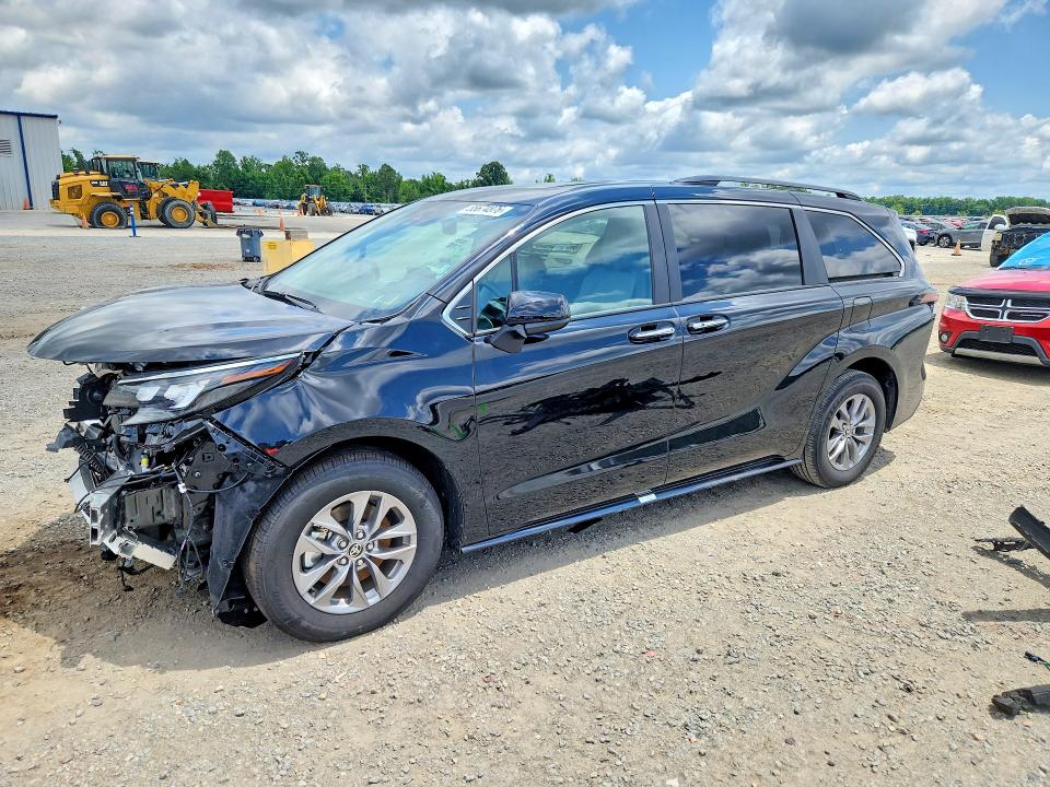 2026 Toyota VIN 5TDYRKEC0TS307953 COPART salvage auction — FRONT END, Ny - Dealer Only Clean Title, sold $31,500 on 2026-07-06 (photo 1)