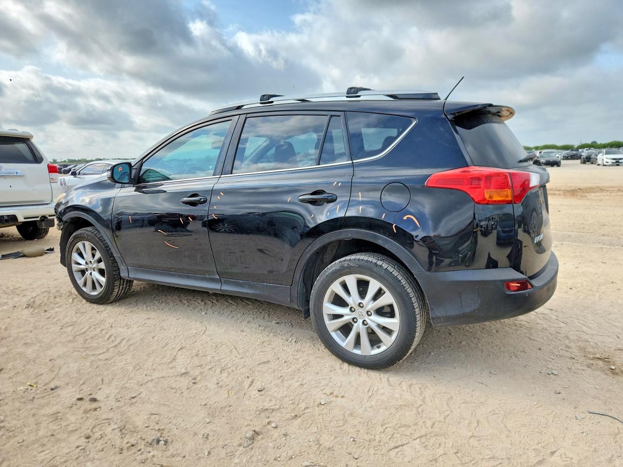 2015 Toyota RAV4 VIN 2T3YFREV1FW150438 COPART salvage auction — Front End, TX - SALVAGE VEHICLE TITLE, sold $5,600 on 2026-07-09 (photo 2)