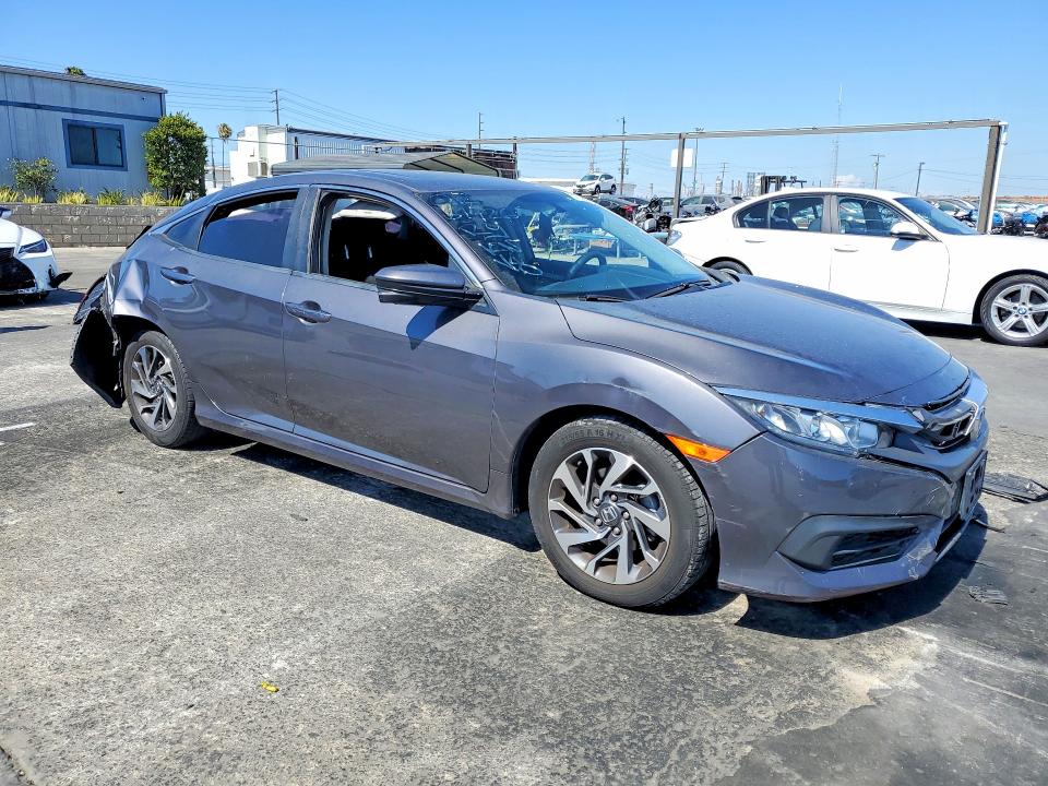 2018 Honda Civic VIN 2HGFC2F74JH550060 COPART salvage auction — REAR END, Ca - Salvage Certificate, sold $2,650 on 2026-08-21 (photo 4)