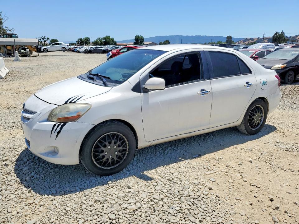 2007 Toyota Yaris VIN JTDBT923171015607 COPART salvage auction — VANDALISM, CA - SALVAGE CERTIFICATE, sold $500 on 2026-07-09 (photo 1)