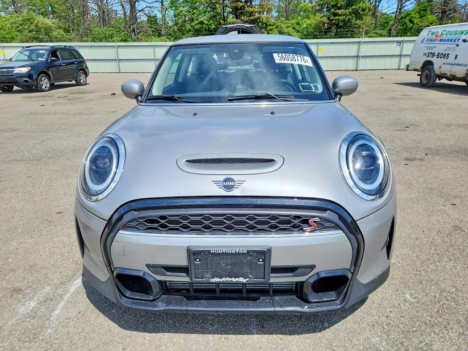 2024 Mini Cooper VIN WMW53DH06R2V37835 COPART salvage auction — WATER/FLOOD, Ny - Mv907A-Flood Salvage, sold $8,000 on 2026-07-20 (photo 5)