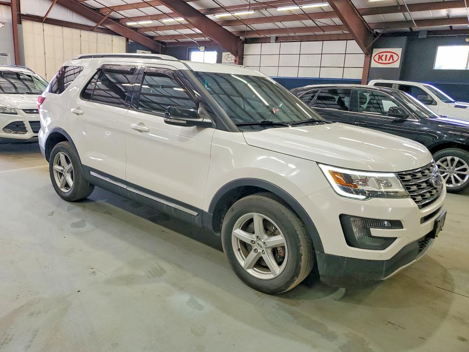 2016 Ford Explorer VIN 1FM5K8D86GGA09085 COPART salvage auction — MINOR DENT/SCRATCHES, Vt - Certificate Of Title, sold $3,650 on 2026-07-03 (photo 4)