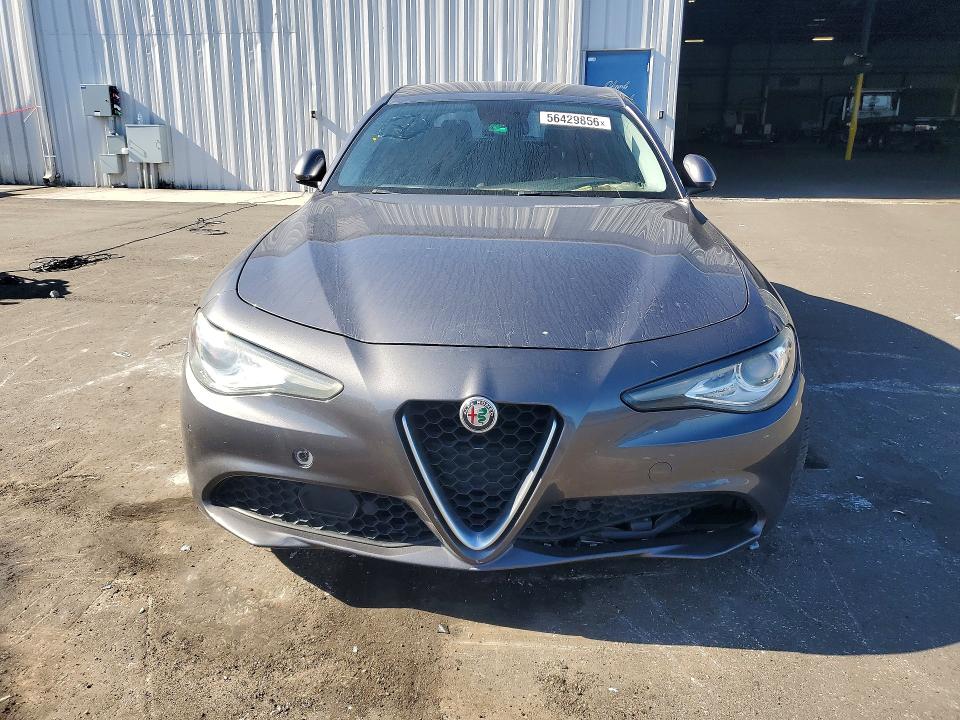 2017 Alfa romeo VIN ZARFAECN0H7542056 COPART salvage auction — SIDE, NJ - CERTIFICATE OF TITLE, sold $3,600 on 2026-07-27 (photo 5)