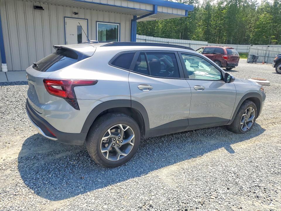 2025 Chevrolet Trax VIN KL77LHEP9SC213067 COPART salvage auction — FRONT END, Nc - Salvage Certificate Of Title, sold $2,150 on 2026-07-23 (photo 3)