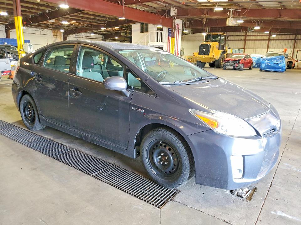 2010 Toyota Prius VIN JTDKN3DU6A0063842 COPART salvage auction — MINOR DENT/SCRATCHES, Co - Bill Of Sale-Parts Only, sold $350 on 2026-07-24 (photo 4)