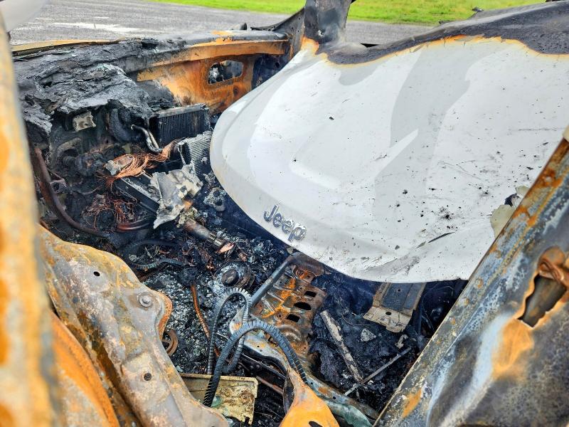 2019 Jeep Grand cherokee VIN 1C4RJFBG8KC799321 COPART salvage auction — Burn Interior, ON - PERMIT IRREPAIRABLE, sold $450 on 2026-07-23 (photo 7)