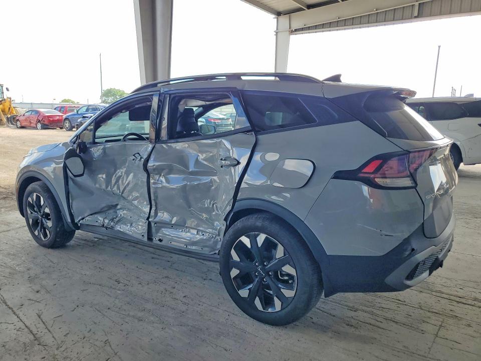 2024 Kia Sportage VIN 5XYK6CDF6RG189705 COPART salvage auction — SIDE, Fl - Cert Of Title Slvg Rebuildable, sold $4,850 on 2026-07-22 (photo 2)