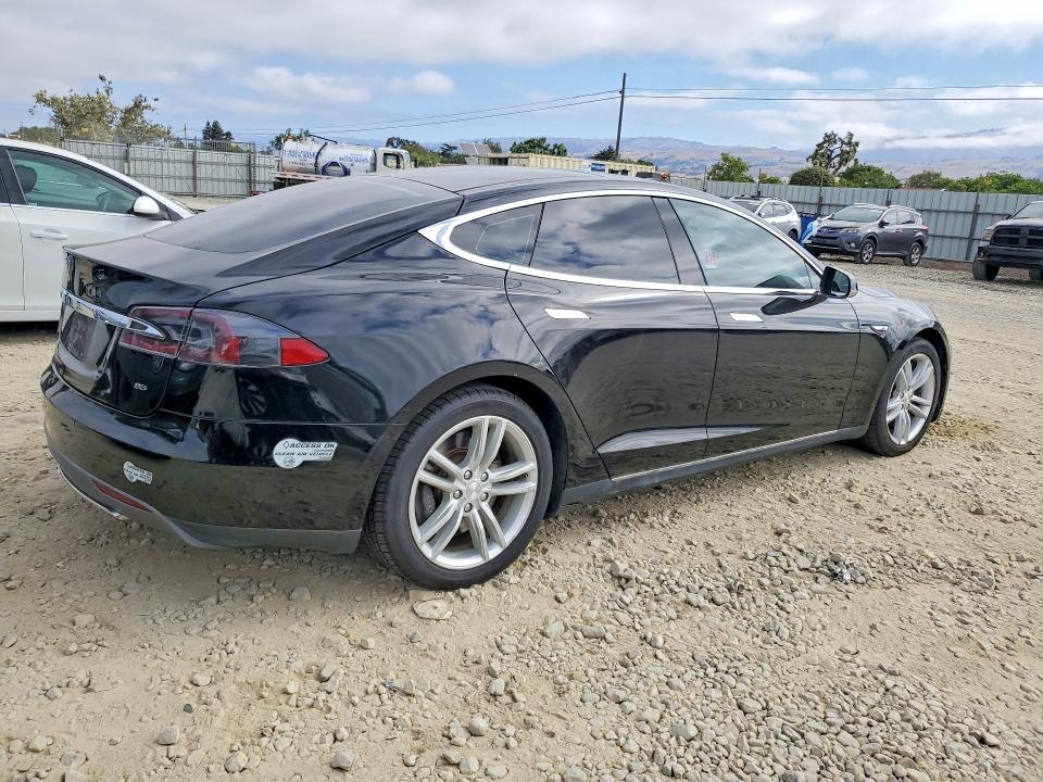 2014 Tesla VIN 5YJSA1H19EFP35397 COPART salvage auction — SIDE, Ca - Salvage Certificate, sold $2,000 on 2026-07-09 (photo 3)