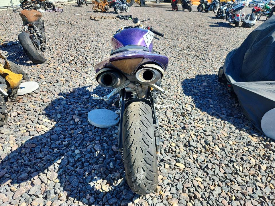 2005 Yamaha Yzfr1 VIN JYARN13E05A011261 COPART salvage auction — FRONT END, IL - SALVAGE CERTIFICATE, sold $950 on 2026-07-27 (photo 4)