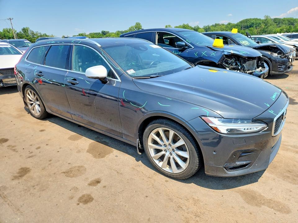 2018 Volvo V90 VIN YV1A22VM6J1069061 COPART salvage auction — ALL OVER, MA - CERT OF TITLE-SALVAGE, sold $4,500 on 2026-07-14 (photo 4)