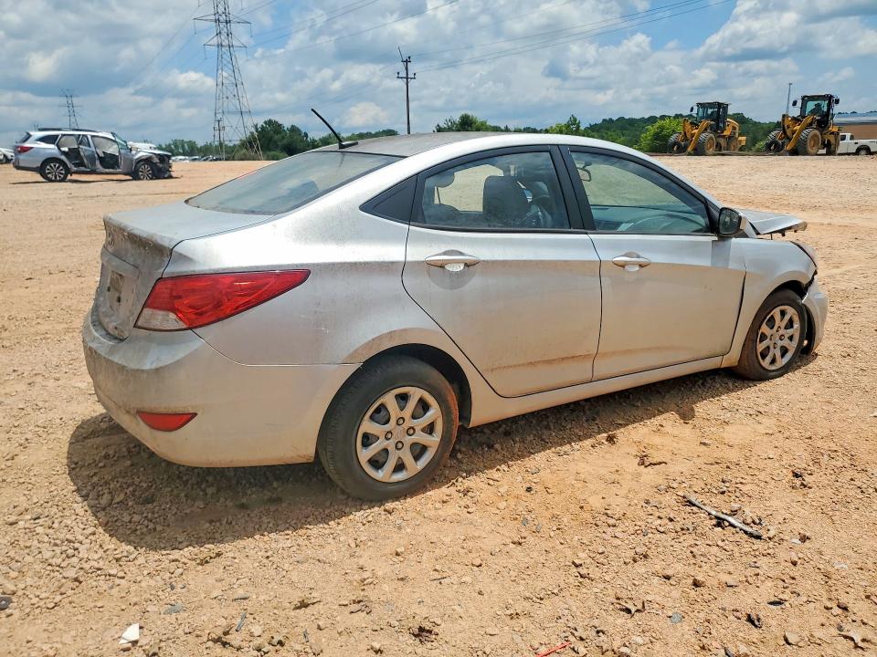 2014 Hyundai Accent VIN KMHCT4AE4EU665680 COPART salvage auction — FRONT END, Nc - Dealer Only Salvage Title, sold $300 on 2026-07-20 (photo 3)