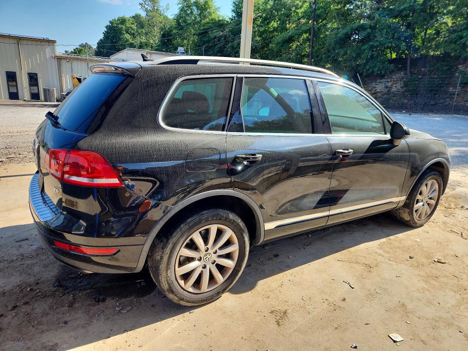2012 Volkswagen Touareg VIN WVGEF9BP0CD008157 COPART salvage auction — NORMAL WEAR, Al - Certificate Of Title, sold $725 on 2026-07-07 (photo 3)