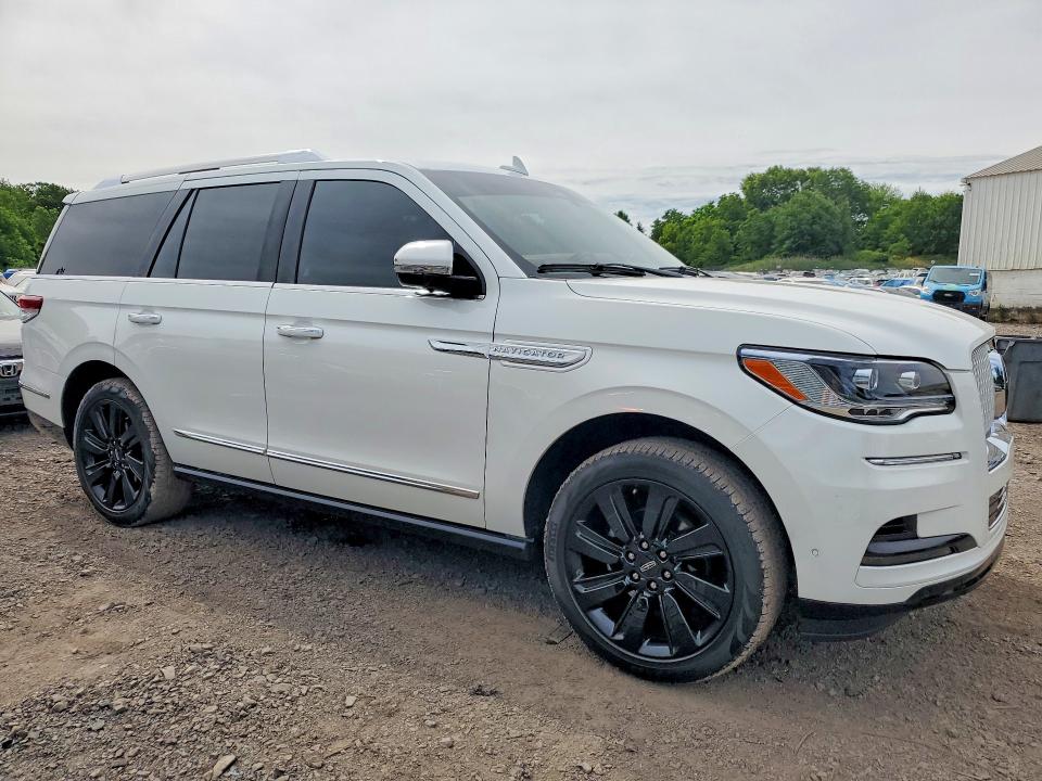 2024 Lincoln Navigator VIN 5LMJJ2LG7REL16557 COPART salvage auction — FRONT END, Pa - Certificate Of Salvage, sold $41,250 on 2026-07-20 (photo 4)