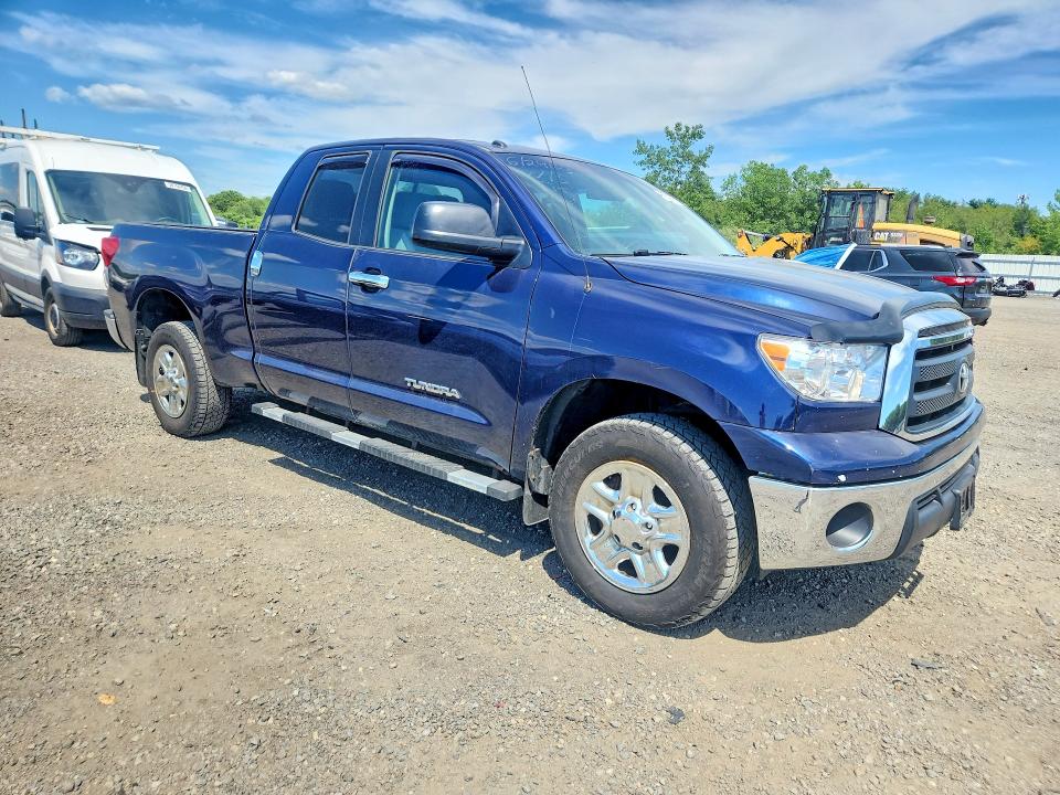 2011 Toyota Tundra VIN 5TFUM5F13BX019980 COPART salvage auction — MINOR DENT/SCRATCHES, Ma - Certificate Of Title, sold $3,650 on 2026-07-07 (photo 4)