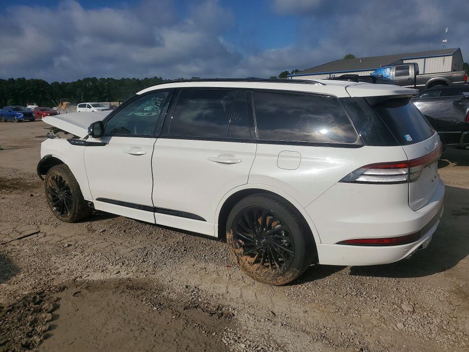 2025 Lincoln Aviator VIN 5LM5J7WC1SGL34800 COPART salvage auction — FRONT END, Ms - Cert Of Title-Salvaged, sold $10,700 on 2026-09-11 (photo 2)