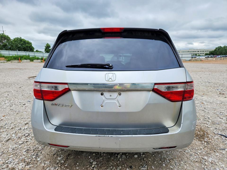 2011 Honda Odyssey VIN 5FNRL5H24BB090954 COPART salvage auction — FRONT END, Mo - Certificate Of Title (P), sold $300 on 2026-07-09 (photo 6)
