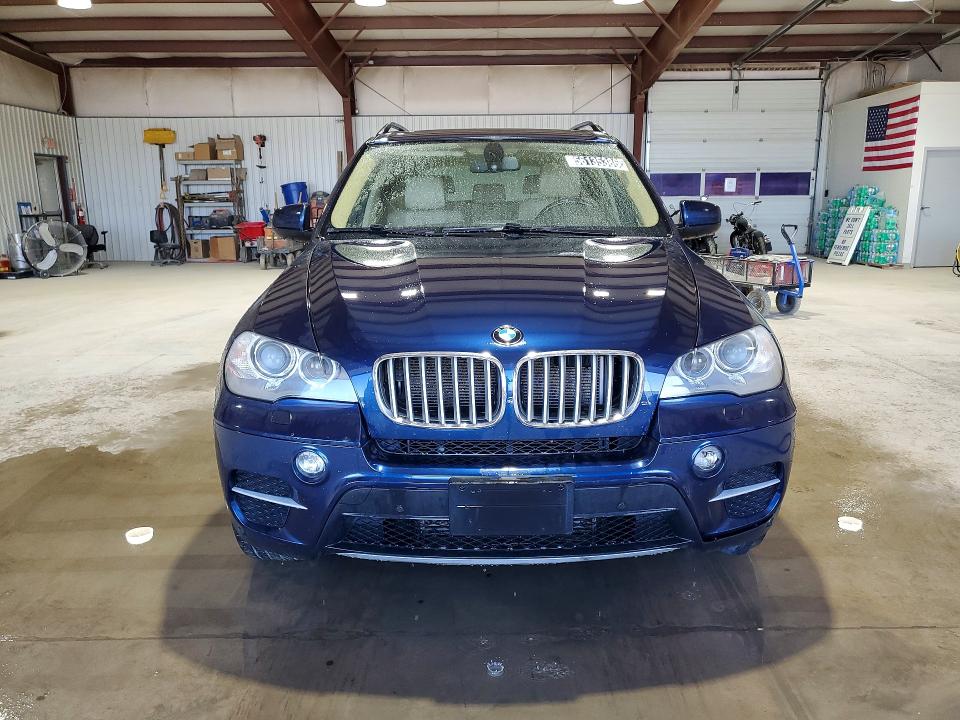 2013 BMW X5 VIN 5UXZV4C56D0B14700 COPART salvage auction — MINOR DENT/SCRATCHES, Wv - Certificate Of Title, sold $500 on 2026-07-21 (photo 5)