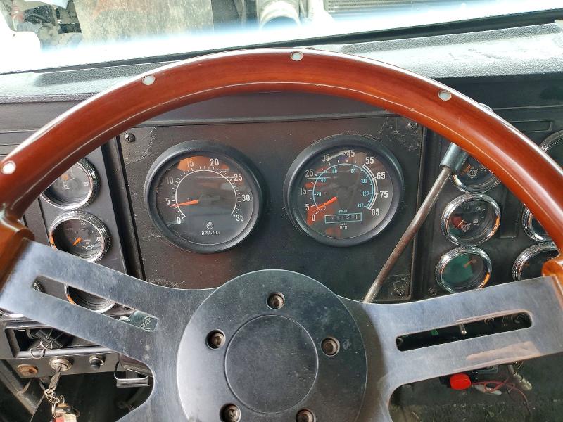 1993 International 9000-series VIN 2HSFBMZR9PC070345 COPART salvage auction — NORMAL WEAR, Ok - Certificate Of Title, sold $4,300 on 2026-07-07 (photo 8)