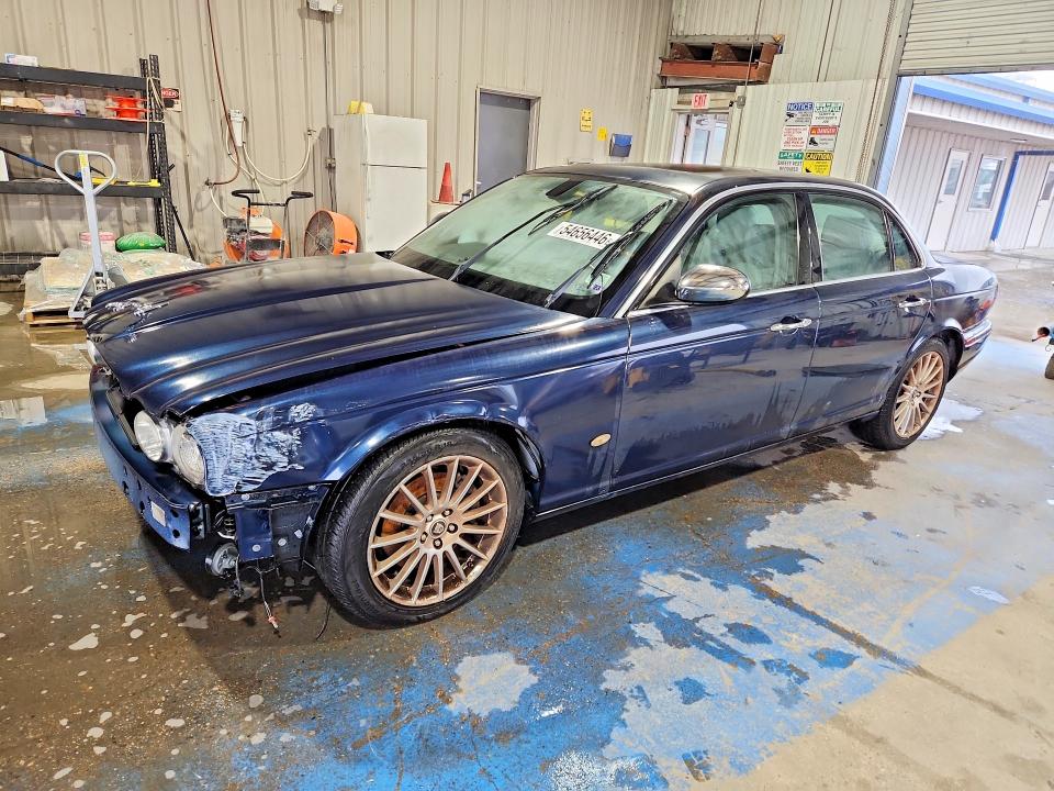 2007 Jaguar Xj series VIN SAJWA71BX7SH14432 COPART salvage auction — FRONT END, La - Cert Of Title-Salvage, sold $700 on 2026-07-29 (photo 1)
