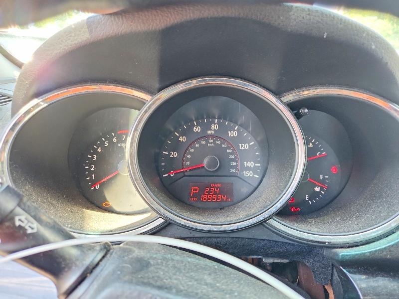 2011 Kia Sorento VIN 5XYKT3A12BG097689 COPART salvage auction — FRONT END, Ct - Certificate Of Title, sold $925 on 2026-07-09 (photo 9)