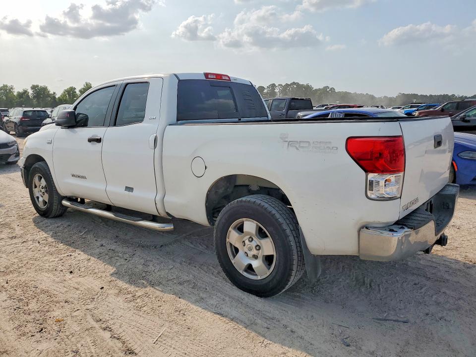 2011 Toyota Tundra VIN 5TFRM5F11BX028411 COPART salvage auction — NORMAL WEAR, Fl - Cert Of Title Slvg Rebuildable, sold $3,200 on 2026-07-24 (photo 2)