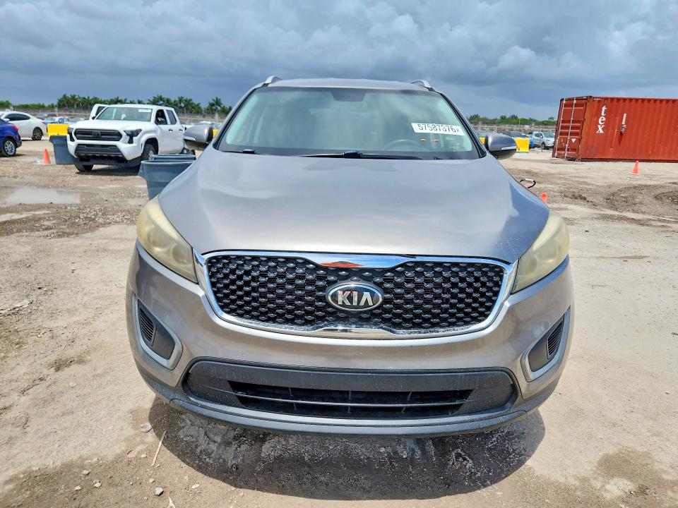 2016 Kia VIN 5XYPG4A32GG169502 COPART salvage auction — WATER/FLOOD, FL - CERT OF TITLE SLVG REBUILDABLE, sold $250 on 2026-07-22 (photo 5)